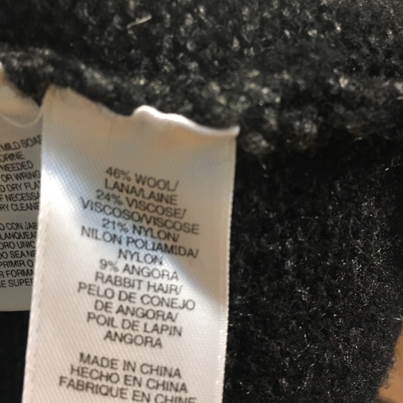 EUC Jones NY signature button cape w/sleeves - Picture 6 of 6